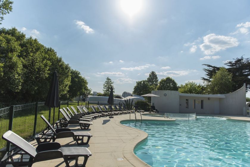 Piscine et espace balnéo