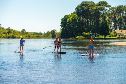 Activité Paddle,  téléski, wake-board, kitesurf et wind surf !