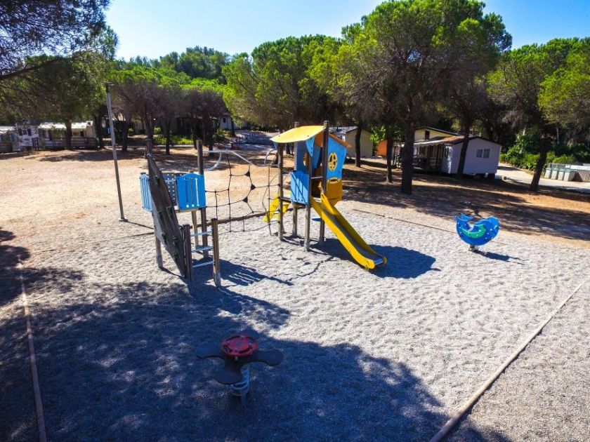 Aire de jeux enfants