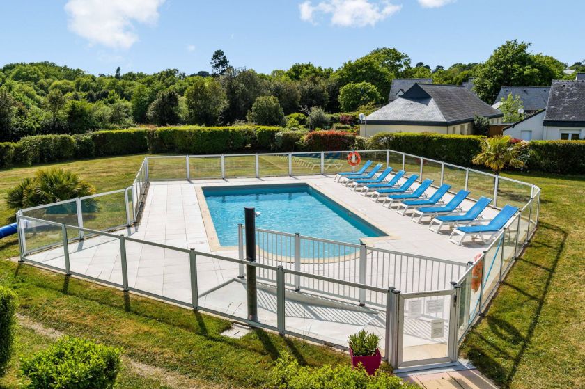 La piscine de la résidence La Voile d'Or