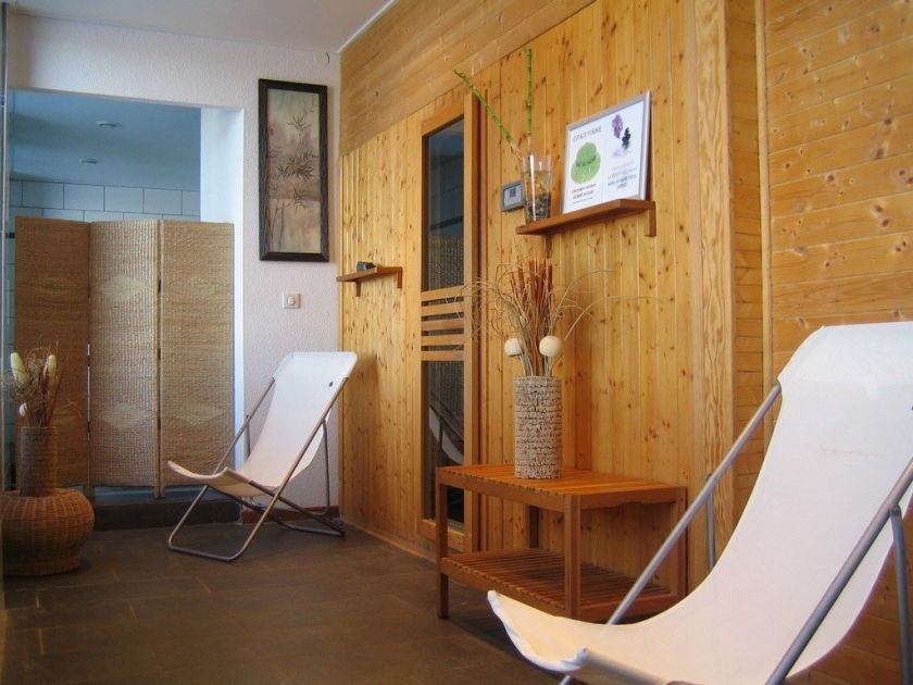 L'espace détente et bien-être avec sauna, jacuzzi et soins en supplément