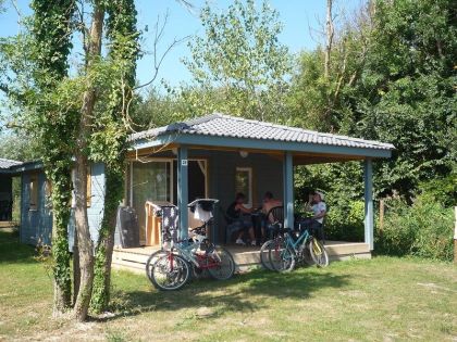 Cottages cosy dans un parc résidentiel