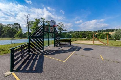 Le terrain de basket