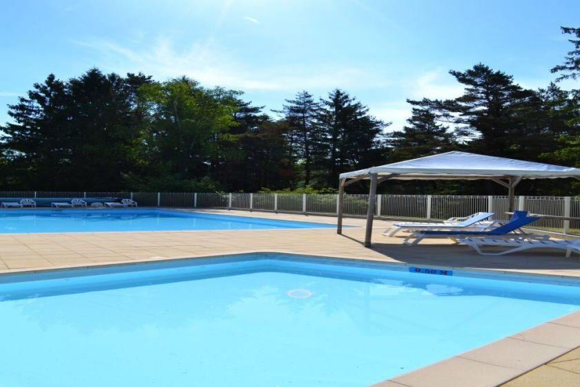 Piscine extérieure chauffée